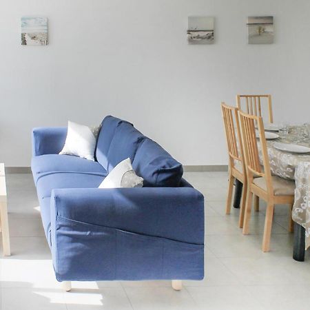 Beautiful Home In Erdeven With Kitchenette Ngoại thất bức ảnh