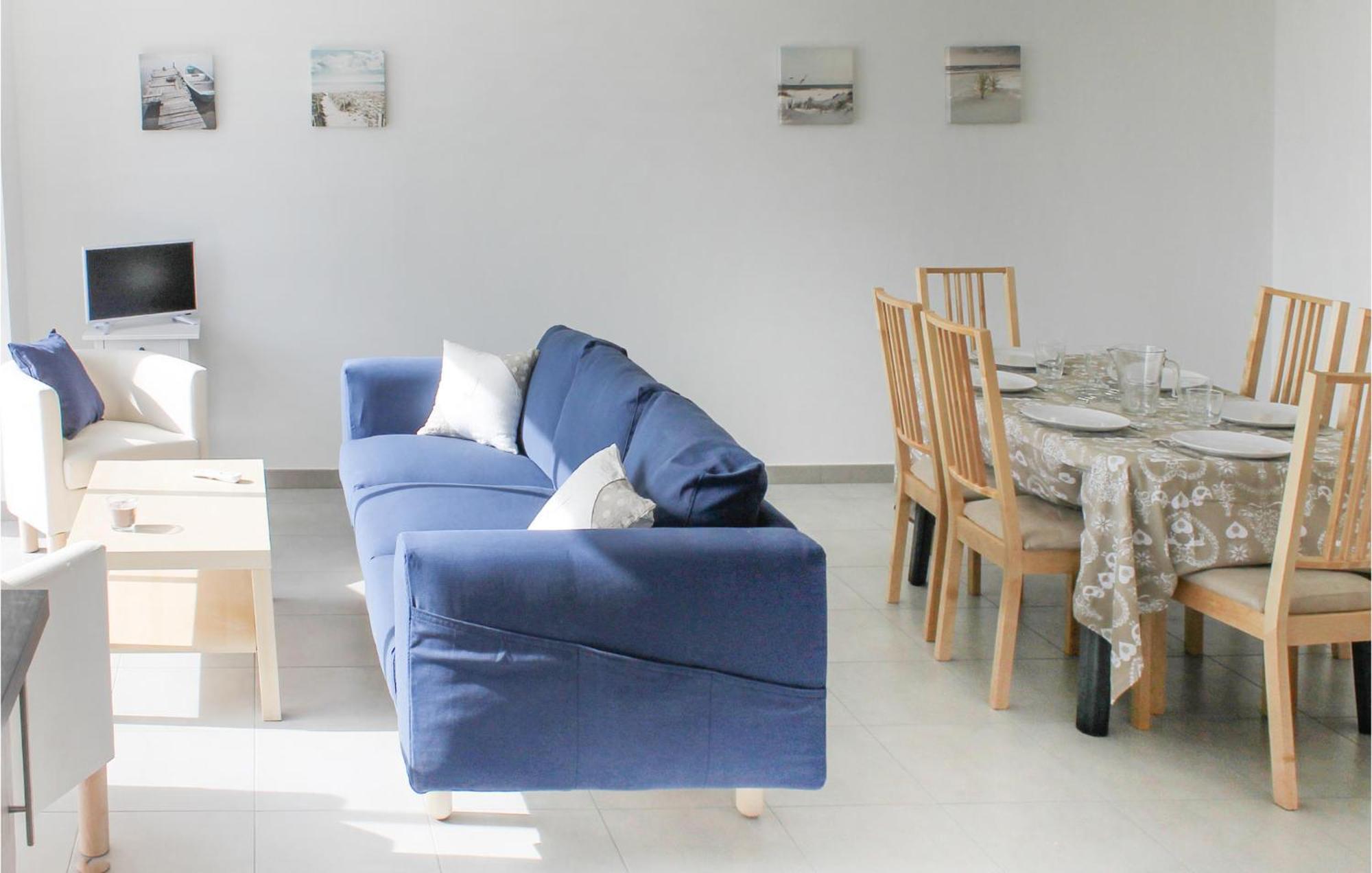 Beautiful Home In Erdeven With Kitchenette Ngoại thất bức ảnh